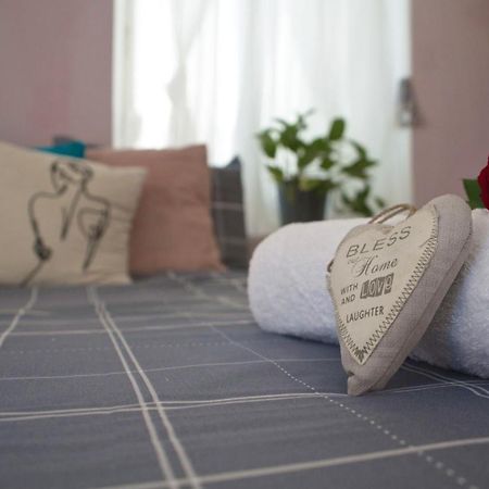 דירה לזוג על שוק מחנה יהודה Apartment เยรูซาเลม ภายนอก รูปภาพ
